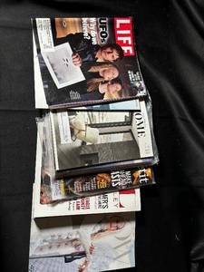 lot 702 image: Assorted Magazine Lot - Beaver Creek, Vail, LIFE & More