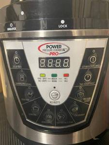 lot 504 image: Power Pressure Cooker XL Pro with Ice Buckets