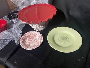 lot 610 image: Assorted Kitchenware Collection