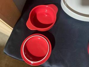 lot 626 image: Set of Ceramic Baking and Serving Dishes - 6 Pieces