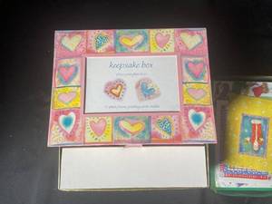 lot 647 image: Collection of Greeting Card and Keepsake Boxes