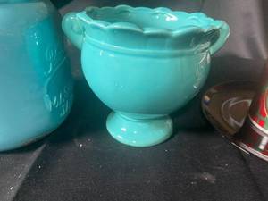 lot 658 image: Assorted Ceramic Kitchenware Lot