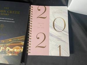 lot 673 image: Mixed Lot of Office Supplies and Organization Tools
