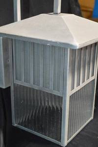 lot 9 image: Wall Mount Outdoor Light Fixture