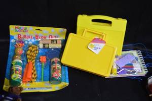 lot 65 image: Assorted Toys and Novelty Items Lot