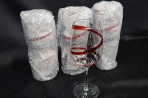 lot 85 image: Elegant Red Wine and Martini Glasses, Set of 5