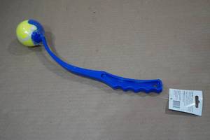 lot 31 image: Biggs Dog Ball Launcher