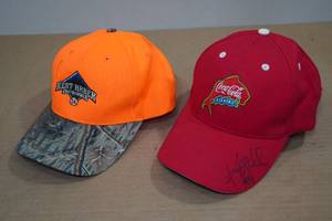 lot 99 image: 2 Signed Kent Hrbek Hats
