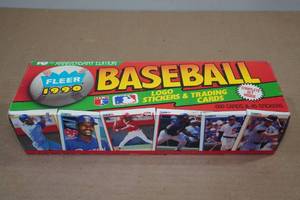 lot 107 image: 1990 Fleer Complete Baseball Card Set