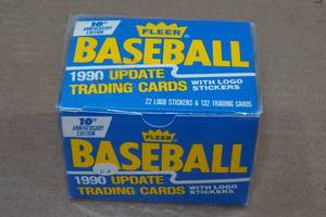 lot 111 image: 1990 Fleer Baseball Update Complete Card Set