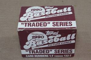 lot 112 image: 1990 Topps Baseball Traded Complete Card Set