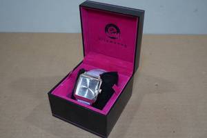 lot 211 image: Ellemenno Ladies Large Face Watch