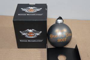 lot 212 image: Harley Davidson Days 2017 Ornament