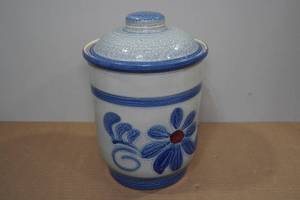 lot 248 image: Vintage Crockery Lard Pot with Lid