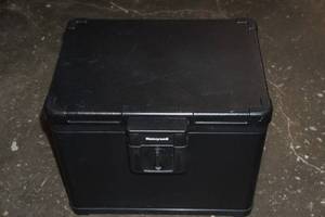 lot 275 image: Honeywell Fire Resistant Lock Box