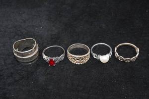 lot 309 image: Sterling Silver Rings
