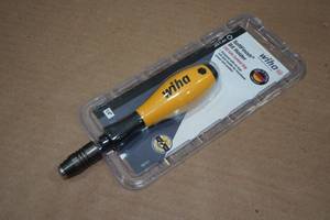 lot 335 image: Wiha SoftFinish Bit Holder