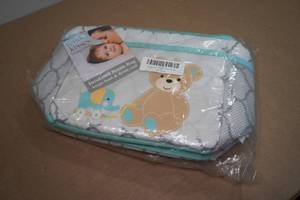 lot 347 image: Tender Kisses Insulated Bottle Bag