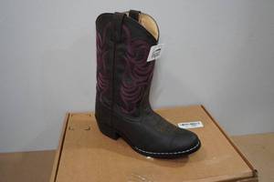 lot 369 image: Smoky Mountain Boots -Youth Size 7