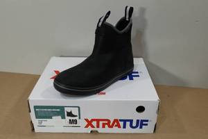 lot 397 image: Xtratuf Mens Leather Ankle Deck Boots -Size 9