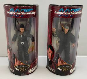 1997 EXCLUSIVE 007 Tomorrow Never Dies Limited Edition Elliot Carve & Wai Lin Action Figures (NIB)