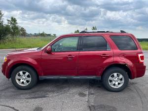 lot 20 image: 2012 Ford Escape Limited - AWD