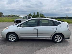 lot 16K image: 2005 Toyota Prius