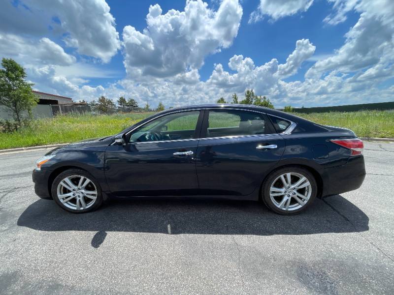 2014 Nissan Altima 3.5 SL - 2 OWNERS