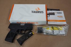 lot 1G image: Taurus G3C 9mm Semi-Auto Pistol - 2 Magazines