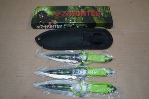 lot 9 image: Z Hunter Throwing Knife Set
