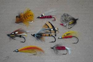 lot 46 image: Vintage Hand Tied Fly Fishing Flies