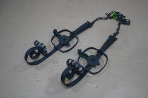 lot 54 image: Animal Trap Candle Holder Cabin Dcor