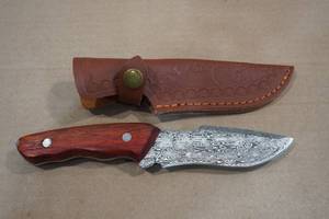 lot 83 image: Damascus Style Blade Hunting Knife with Leather Sheath