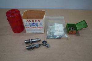 lot 127 image: Assorted Reloading - Dies, Parts