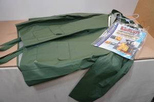 lot 186 image: Professional Quality Rainsuit - XXXXL