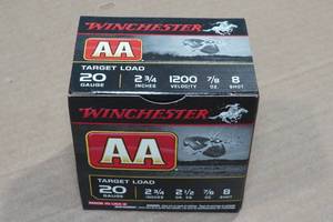 lot 228 image: 25 Winchester AA 20 Gauge 2-34 8 Shot Shotshells