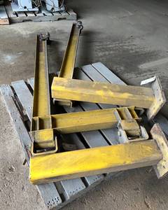 lot 247 image: 14 Ton Jib Crane (bottom one only)