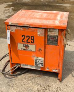 lot 265 image: Ferro Battery Charger 36v