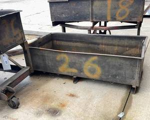 lot 280 image: Parts Tub