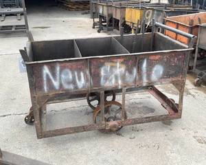 lot 291 image: Parts Cart