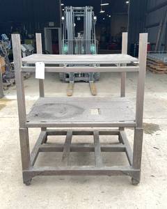 lot 297 image: Welded Storage Rack