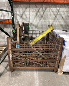 lot 300 image: Wire Basket (Clear Lake)