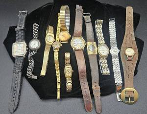 lot 16 image: Collection of Vintage Womens Watches