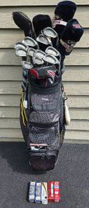 lot 62 image: Ping Right Handed Golf Clubs and Bag