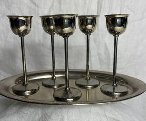 lot 45 image: 6 Plated Mini GobletsCordial Cups  with Tray