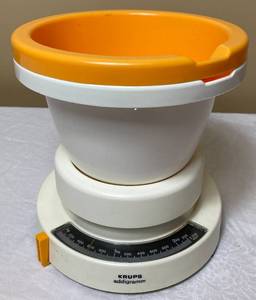 lot 119 image: Vintage Krups Addigram - Metric Scale with Bowl
