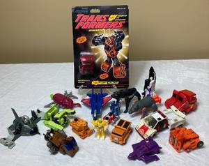 lot 125 image: Vintage Assorted Transformers