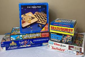 lot 137 image: 6 yr. - 10 yr. Assorted Games - 9 Pieces