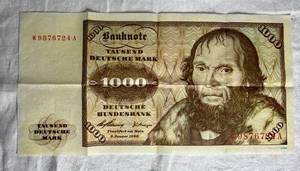 lot 124 image: Deutsche Bundesbank 1000 Mark Paper Note- Giant Cloth Copy of a Rare Note