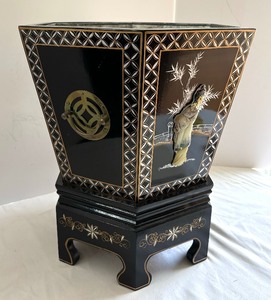 Elegant Asian Black Lacquer Planter
